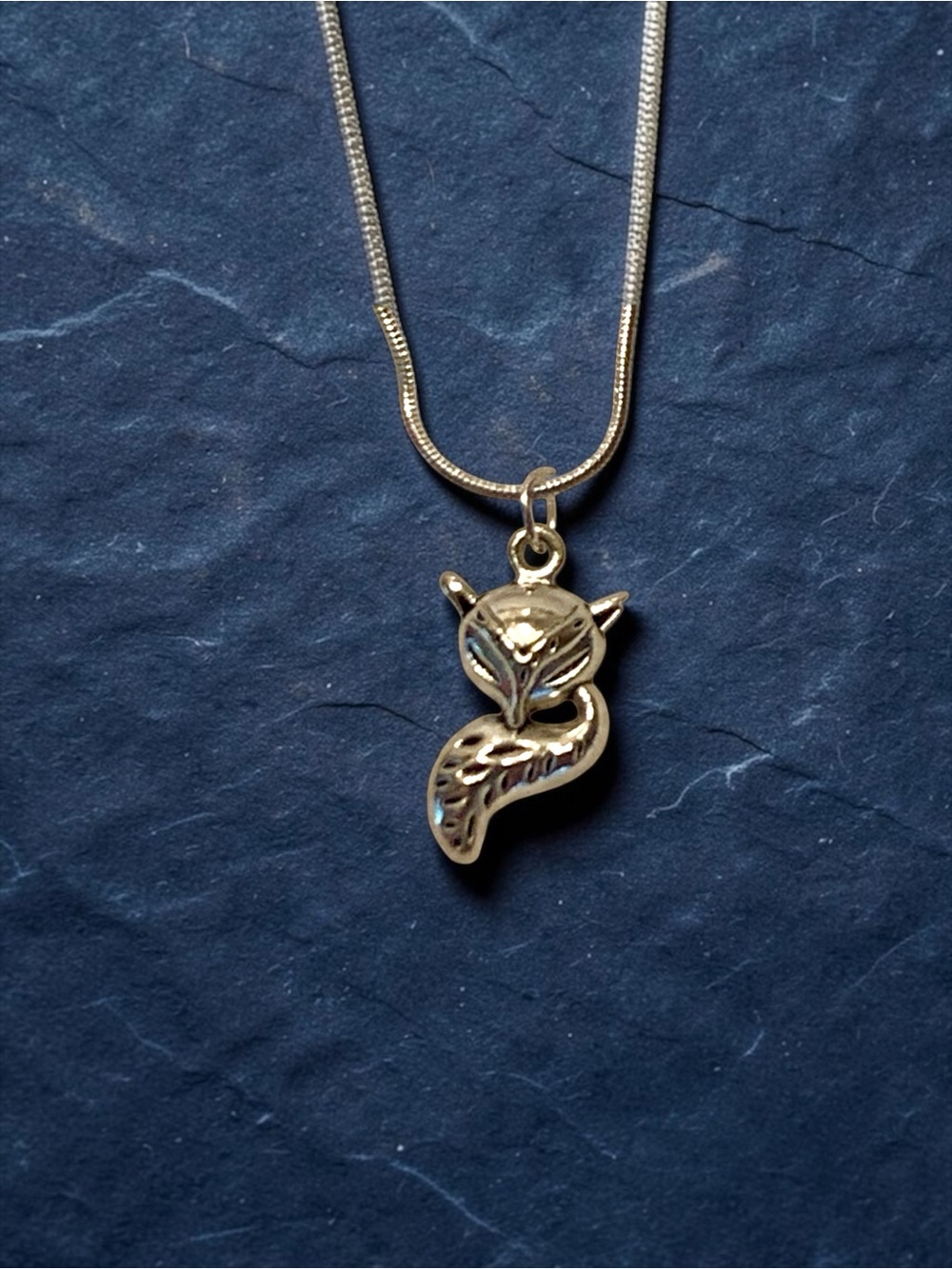 Silver Fox Pendant Necklace - Elegant snake chain Necklace. Handmade. - Picture 3 of 5
